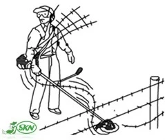 برخورد تیغه علف زن با فنس و کابل