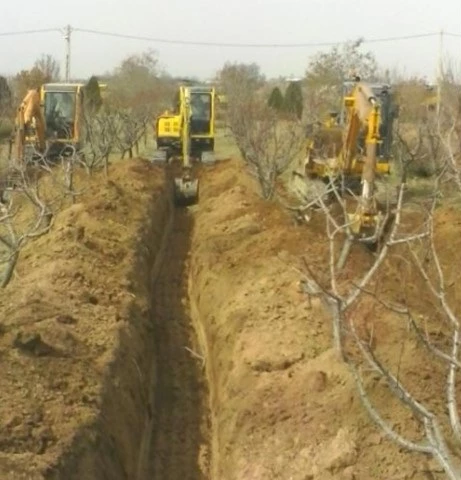 mini excavator in agriculture 